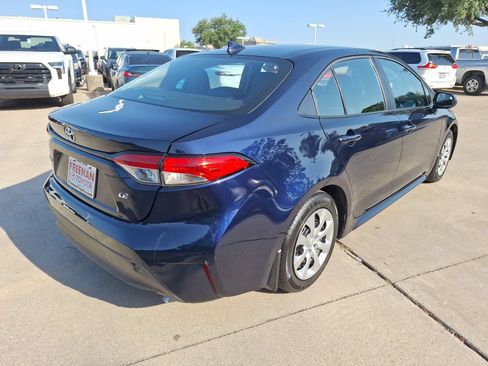 Used 2026 Toyota Corolla LE FWD image 6