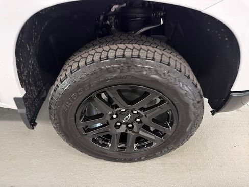New 2026 Chevrolet Silverado 1500 LT Trail Boss w/ Protection Package AWD/4WD image 4