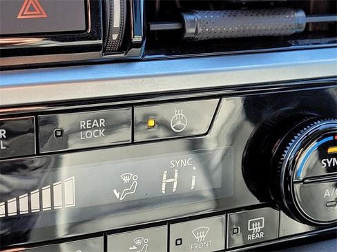 Certified 2024 Nissan Pathfinder SL w/ SL Premium Package image 22