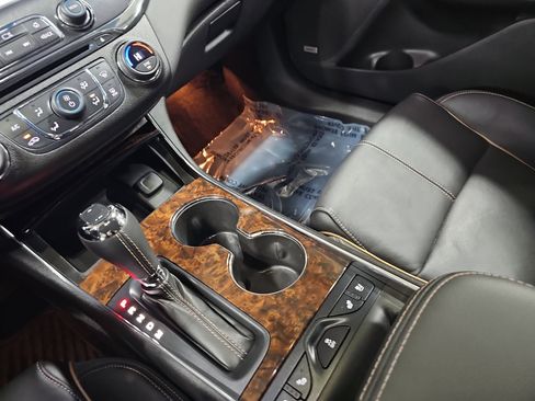 Used 2015 Chevrolet Impala LTZ image 25