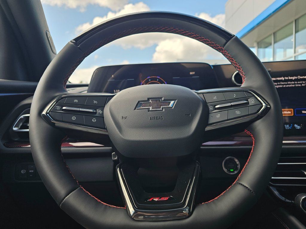 New 2027 Chevrolet Traverse RS AWD/4WD image 27