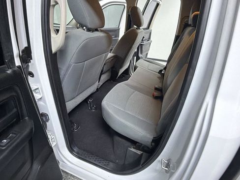 Used 2018 RAM 1500 Express w/ Express Value Package AWD/4WD image 22