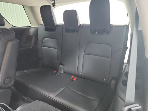 New 2026 Nissan Pathfinder SL w/ SL Premium Package FWD image 34