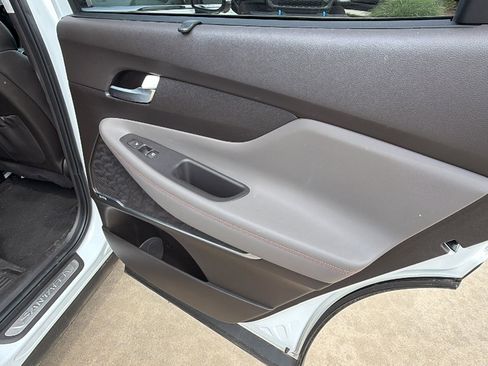 Used 2020 Hyundai Santa Fe Limited image 21