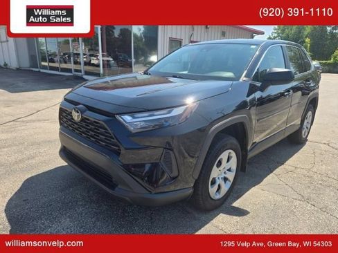 Used 2023 Toyota RAV4 LE FWD image 7