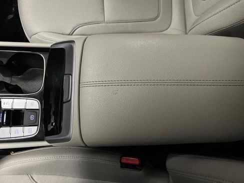 Used 2025 Hyundai Tucson SE image 17