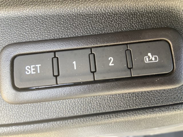 Used 2022 Chevrolet Equinox Premier AWD/4WD image 46