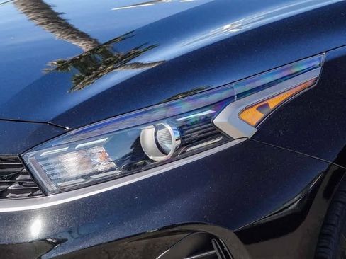 Certified 2024 Kia Forte LXS image 8