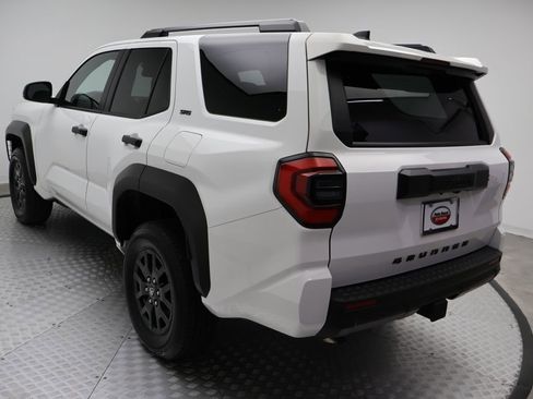 Used 2025 Toyota 4Runner SR5 image 11