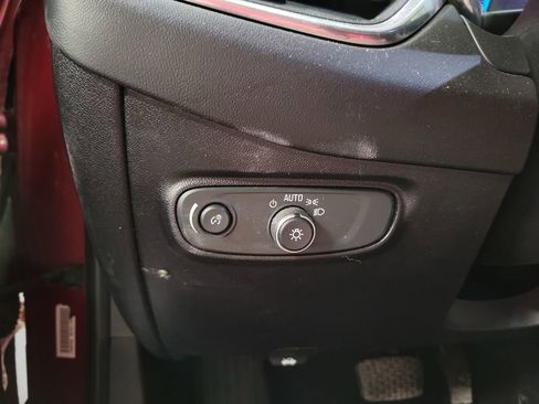 Used 2018 Chevrolet Equinox LT AWD/4WD image 23