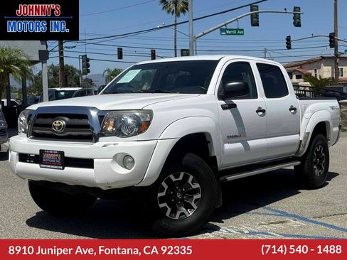 Used 2010 Toyota Tacoma PreRunner RWD image 1