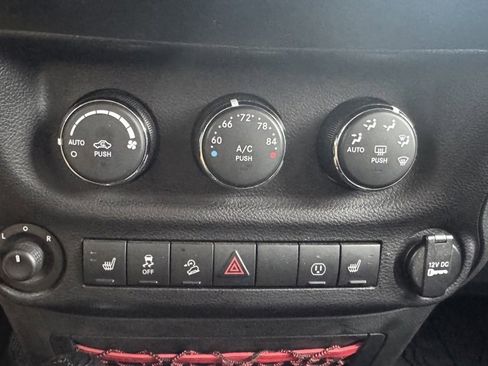 Used 2017 Jeep Wrangler Unlimited Rubicon image 21