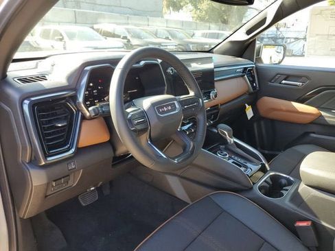 New 2026 GMC Canyon AT4 image 20