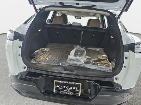 New 2026 Nissan Murano Platinum w/ Cargo Package AWD/4WD image 12