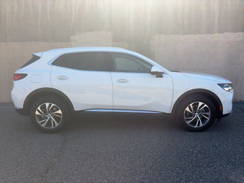 Used 2023 Buick Envision Essence AWD/4WD image 4