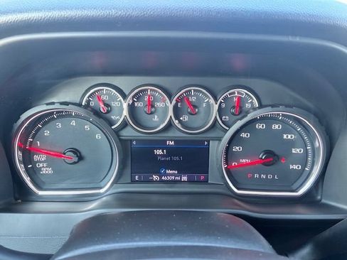 Used 2020 Chevrolet Silverado 1500 RST w/ Rally Edition AWD/4WD image 12