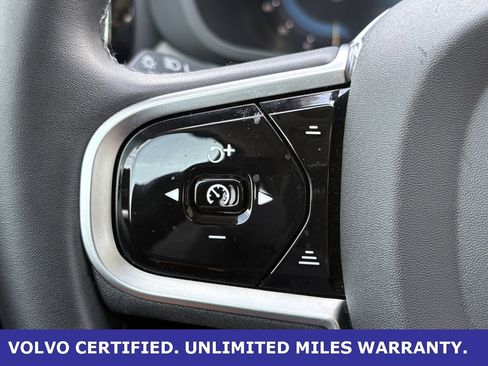 Certified 2025 Volvo XC60 B5 Plus image 17