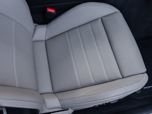 Certified 2025 Porsche Panamera 4 E-Hybrid AWD/4WD image 43