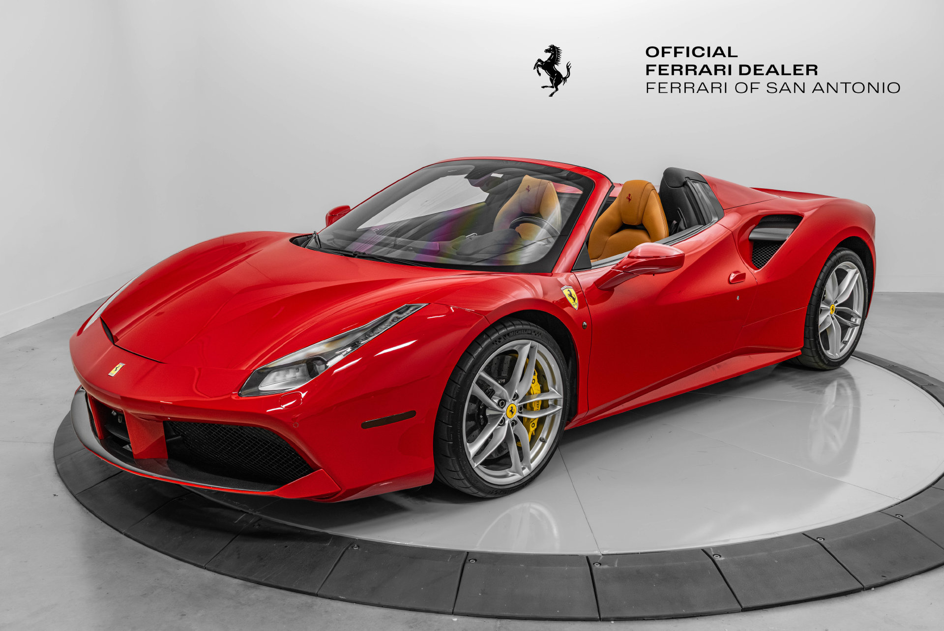 Certified 2018 Ferrari 488 Spider RWD image 12
