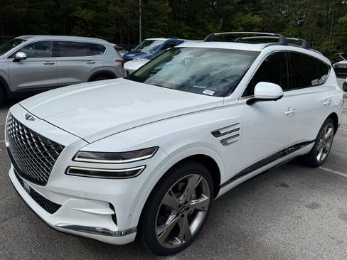 Used 2024 Genesis GV80 3.5T Advanced w/ Prestige Package AWD/4WD image 3