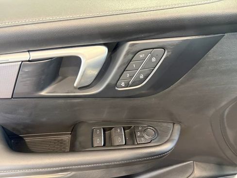 Used 2025 Buick Enclave Sport Touring w/ Power Package image 21