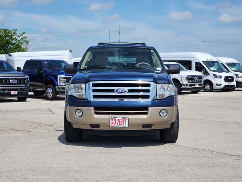 Used 2013 Ford Expedition EL XLT RWD image 2