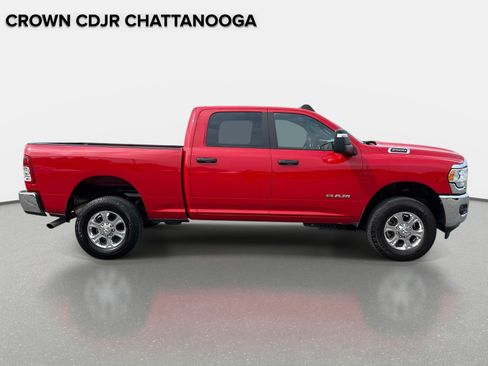 Used 2024 RAM 2500 Big Horn AWD/4WD image 3