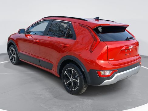 New 2026 Kia Niro LX image 7