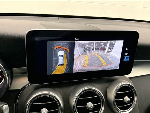 Certified 2022 Mercedes-Benz GLC 300 Grey image 29