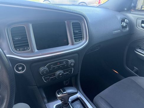 Used 2019 Dodge Charger GT RWD image 8