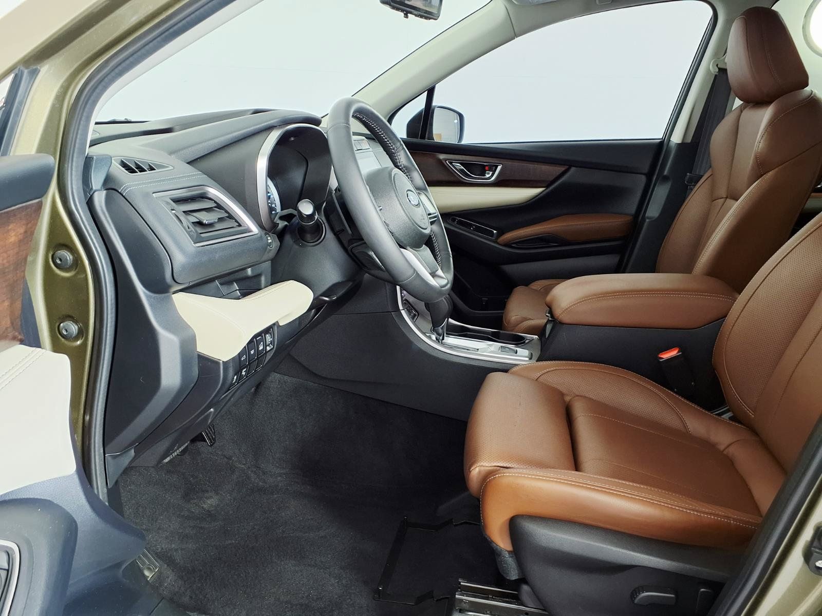 Used 2022 Subaru Ascent Touring AWD/4WD image 11