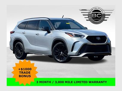 Used 2023 Toyota Highlander Limited