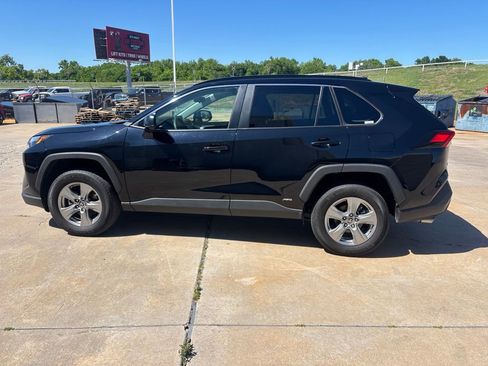 Used 2024 Toyota RAV4 LE AWD/4WD image 6