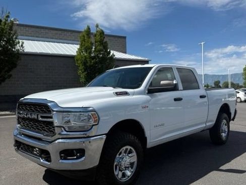 Used 2021 RAM 3500 Tradesman w/ Chrome Appearance Group AWD/4WD image 2