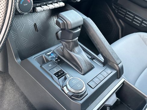 New 2026 Toyota Tacoma SR5 image 28