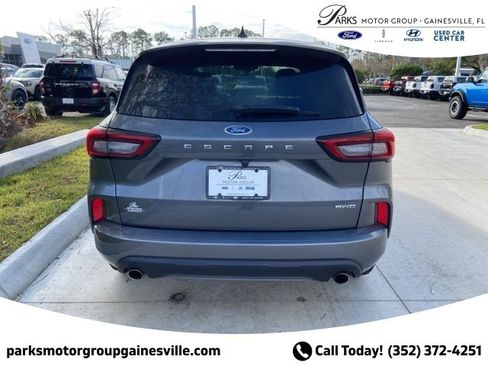 Certified 2023 Ford Escape ST-Line image 5
