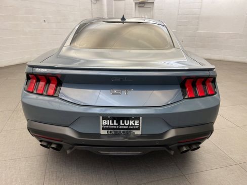 Used 2024 Ford Mustang GT Premium image 6