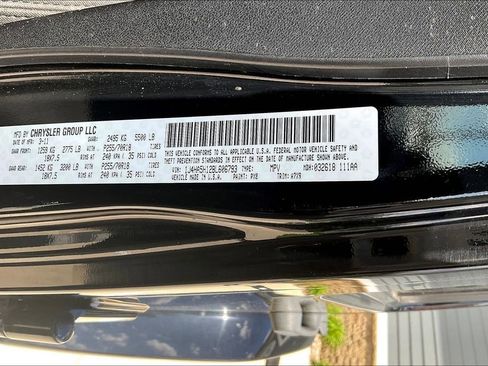 Used 2011 Jeep Wrangler Unlimited Sahara AWD/4WD image 16