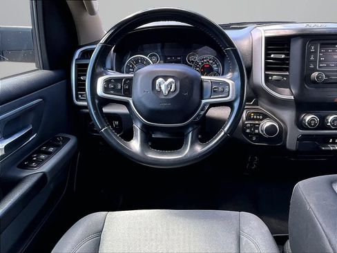 Used 2020 RAM 1500 Big Horn AWD/4WD image 6