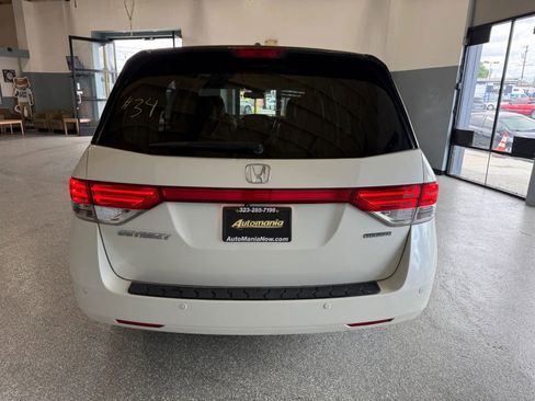 Used 2017 Honda Odyssey SE image 6