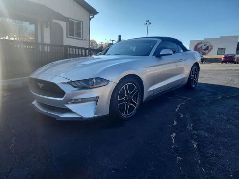 Used 2018 Ford Mustang Premium RWD image 1