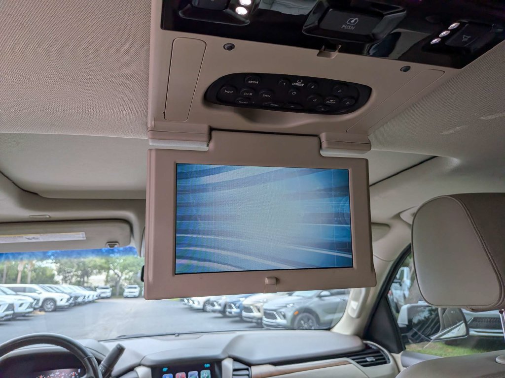 Used 2020 GMC Yukon Denali w/ Open Road Package RWD image 15