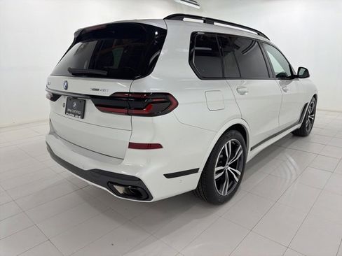 Certified 2024 BMW X7 xDrive40i w/ M Sport Package image 5