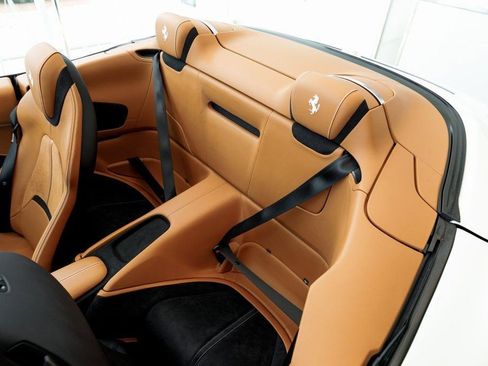 Used 2025 Ferrari Roma Spider image 26