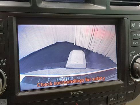 Used 2010 Toyota Highlander Limited image 43