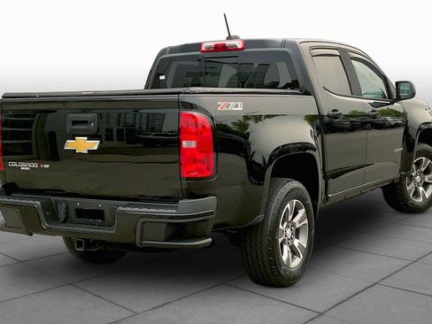 Used 2017 Chevrolet Colorado Z71 AWD/4WD image 13