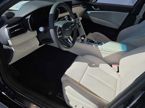New 2026 Genesis G70 2.5T image 8