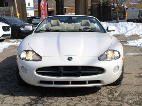 Used 2005 Jaguar XK8 XK8 2dr Convertible image 2