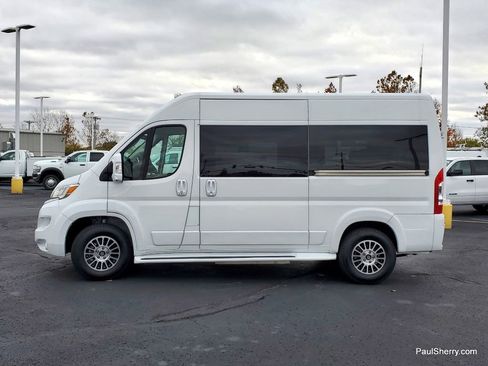 New 2023 RAM ProMaster 2500 w/ Driver Convenience Group image 18