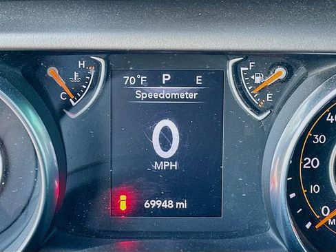 Used 2018 Jeep Wrangler Unlimited Sport S image 8